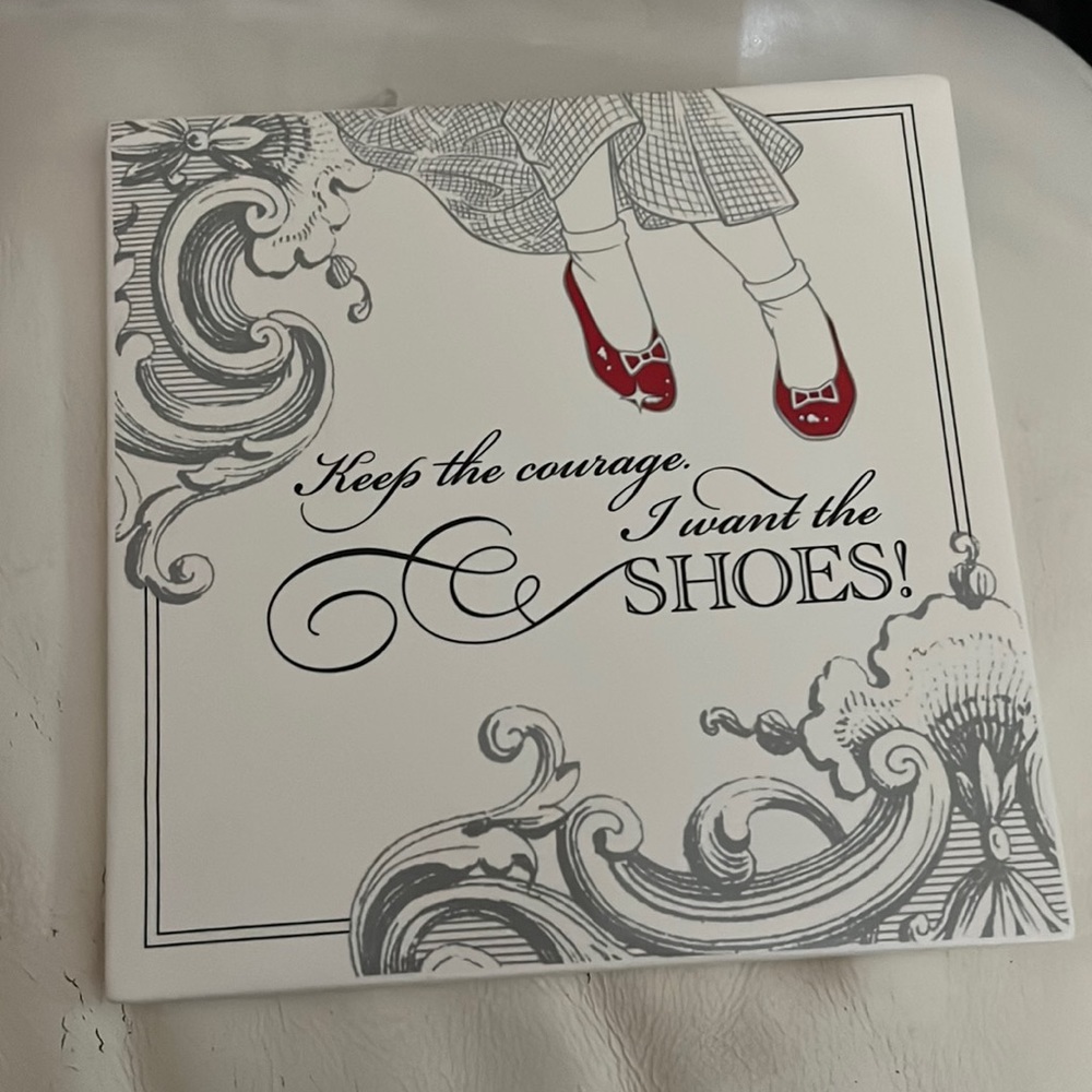 Hallmark Wizard of Oz decorative plaque